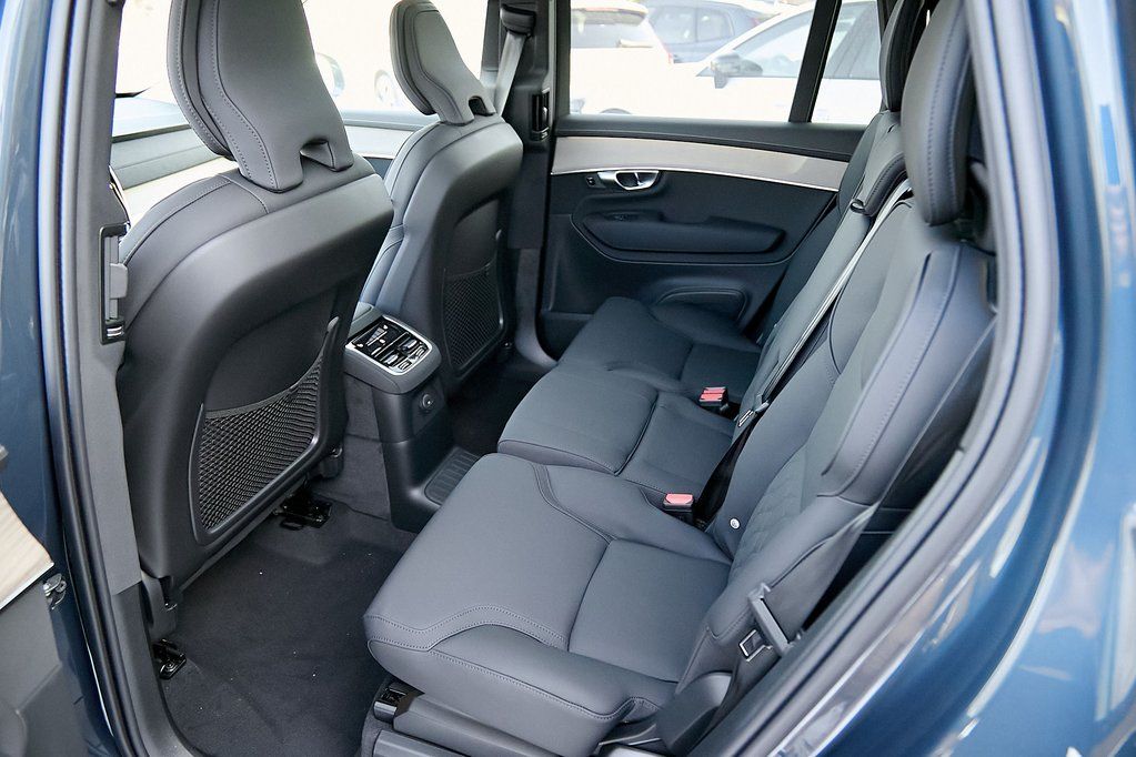 2026 VOLVO XC90 - Image 16