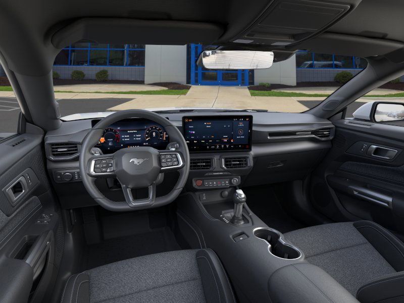 2025 Ford Mustang GT photo 9