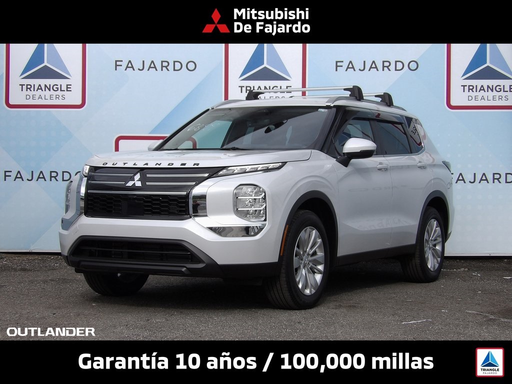 2025 Mitsubishi Outlander ES