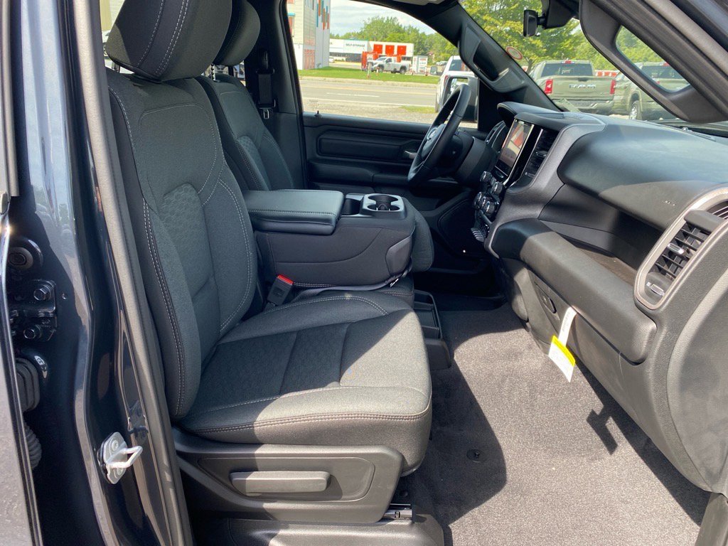 2026 Ram 1500 Warlock photo 14
