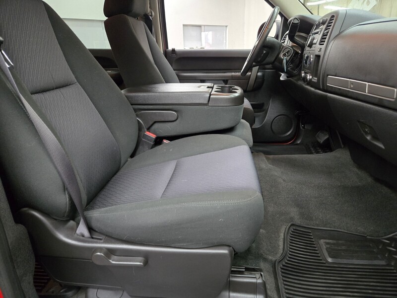 2012 Chevrolet Silverado 1500 LT photo 11