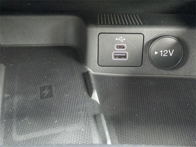 2026 Ford Escape ST-Line Elite photo 18