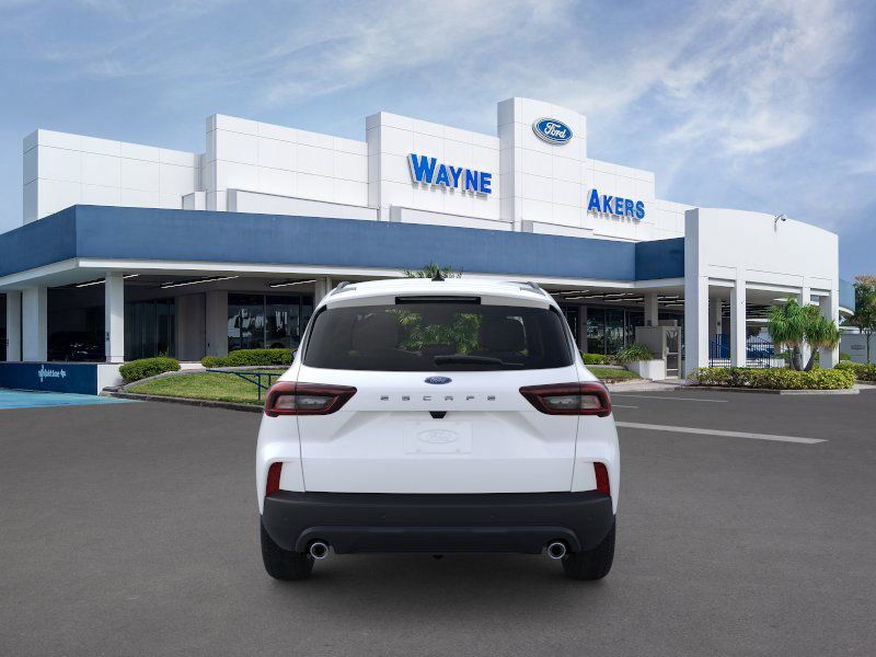 2026 Ford Escape ST-Line photo 4