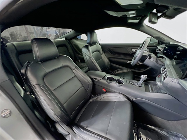 2024 Ford Mustang EcoBoost Premium photo 21