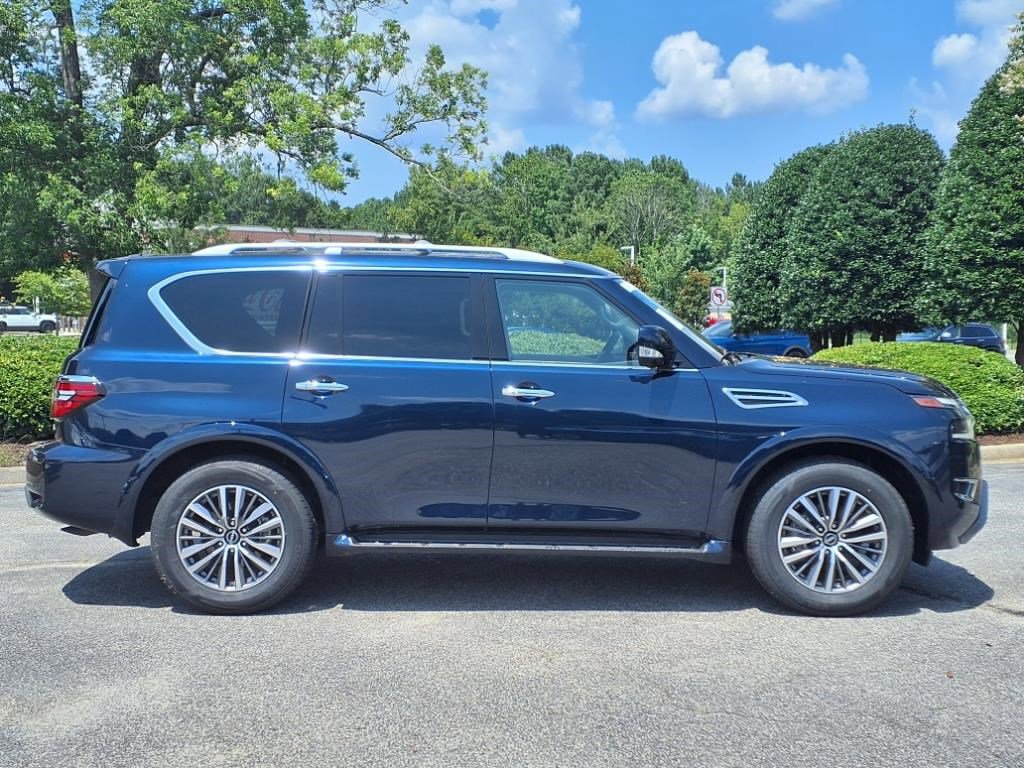 2024 Nissan Armada SL photo 2