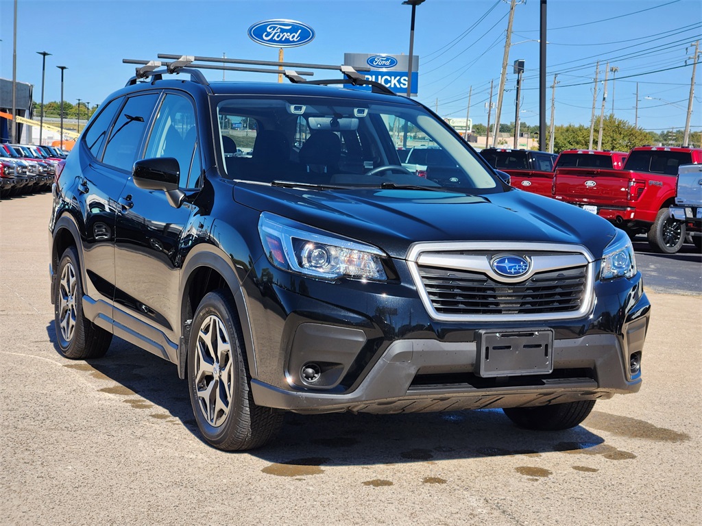 2019 Subaru Forester Premium photo 3