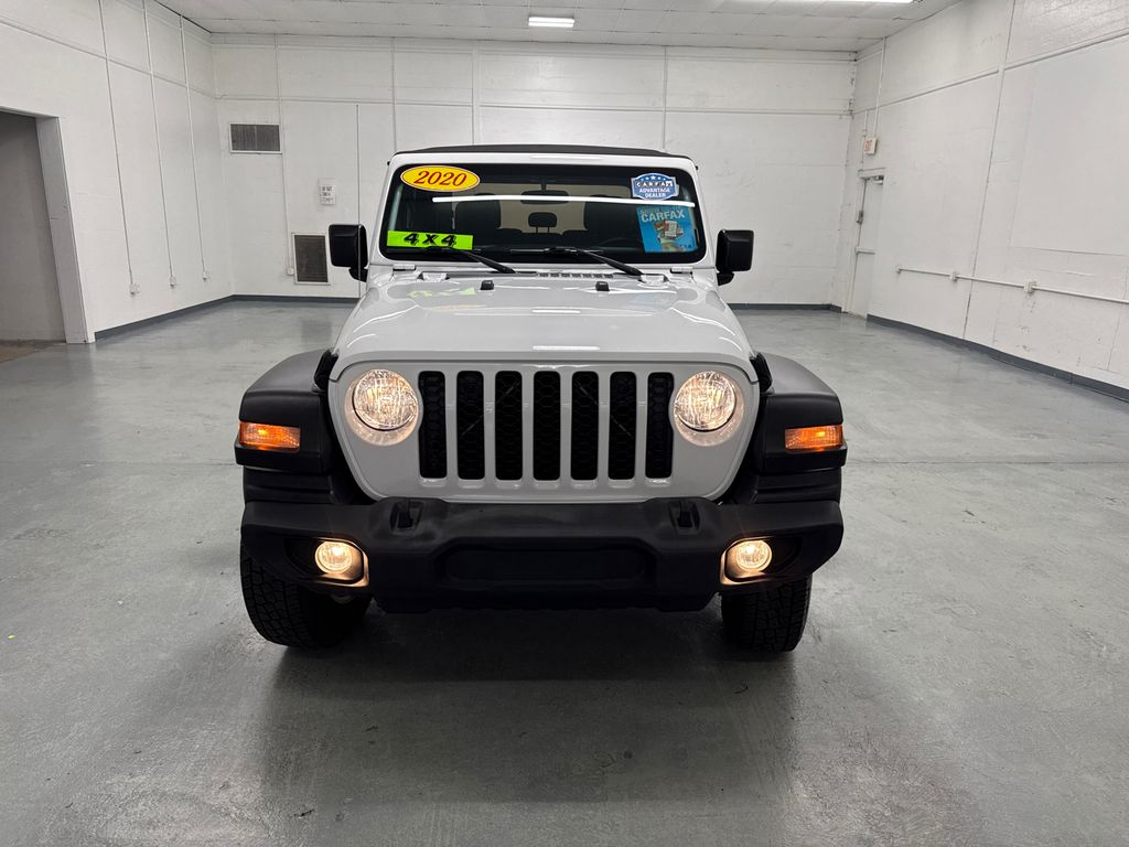 2020 Jeep Gladiator Sport S photo 2