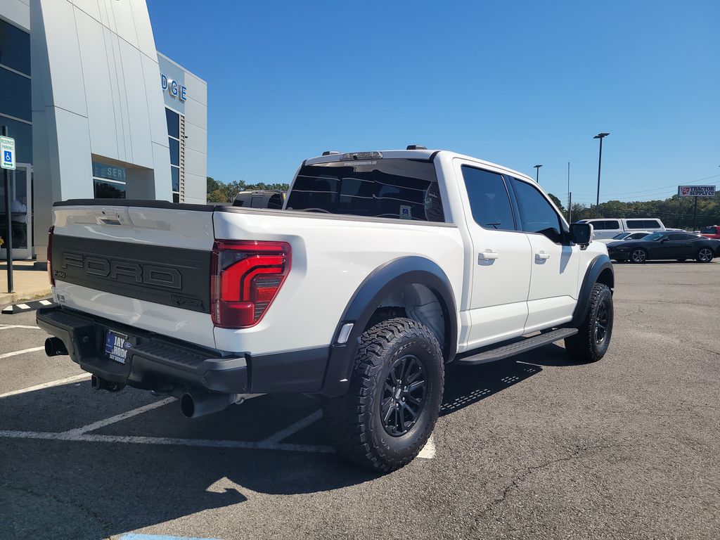 2024 Ford F-150 Raptor photo 3
