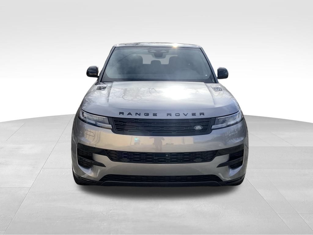 2025 Land Rover Range Rover Sport SE photo 2