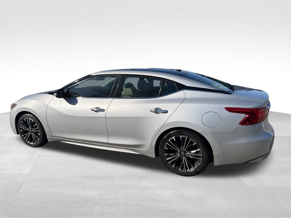 2016 Nissan Maxima SL photo 4