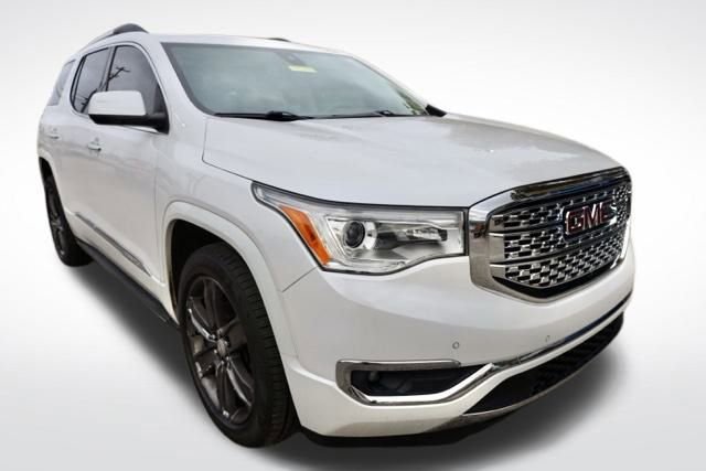 2017 Gmc Acadia Denali photo 2