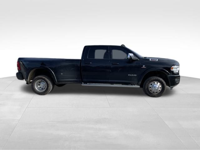 2022 Ram 3500 Laramie photo 4