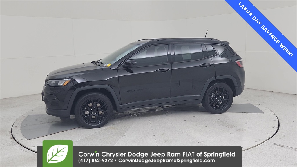 2022 Jeep Compass Altitude photo 3