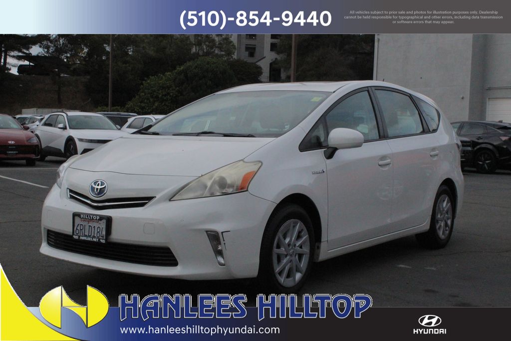2012 Toyota Prius V Three photo 3