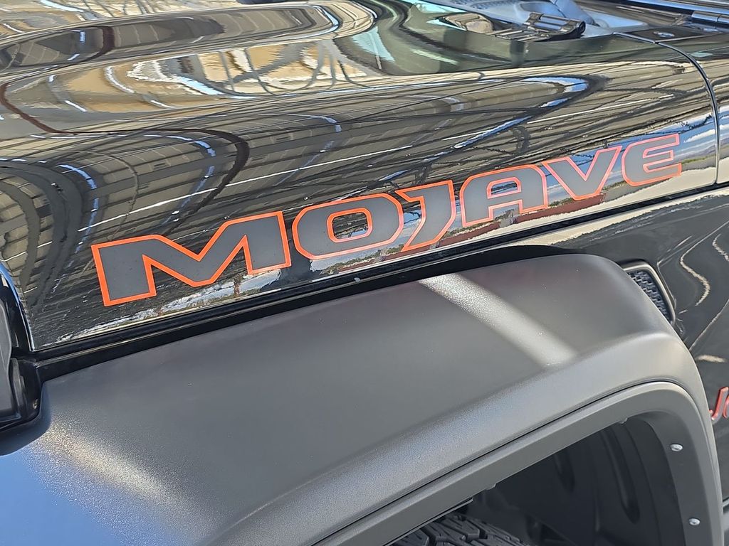 2023 Jeep Gladiator Mojave photo 29