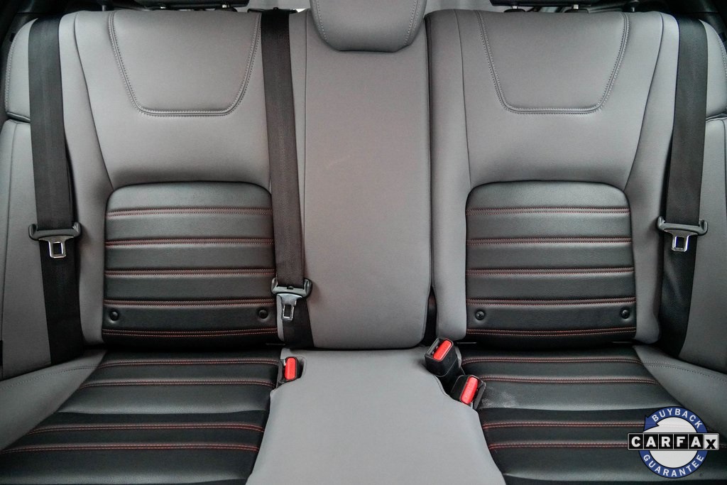 2022 Nissan Kicks SR photo 6