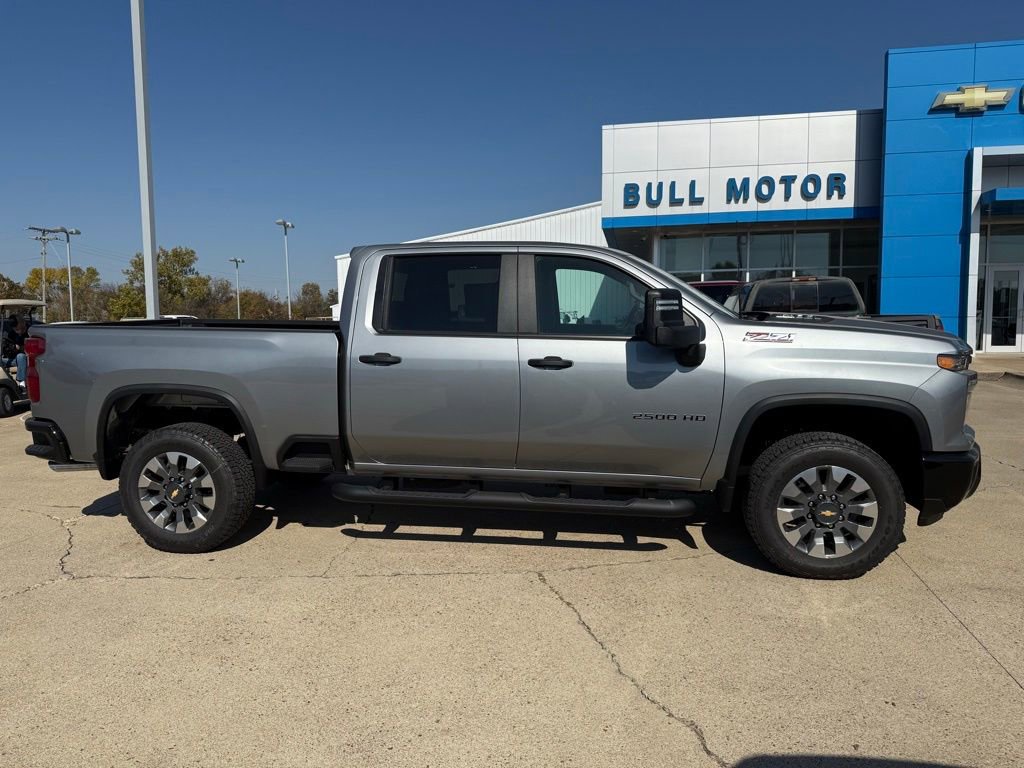 2026 Chevrolet Silverado 2500HD Custom's photo