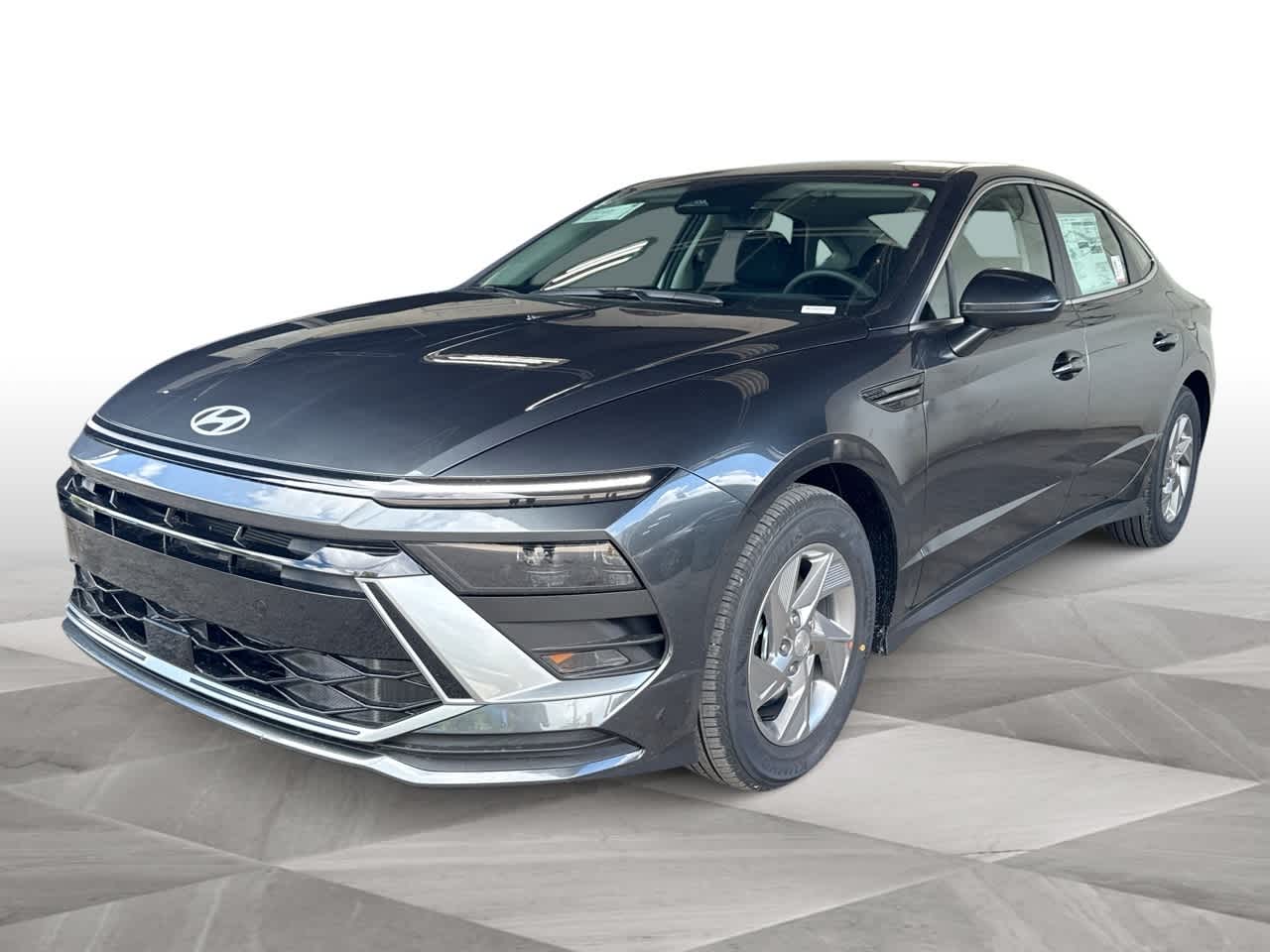 2026 Hyundai Sonata SE's photo