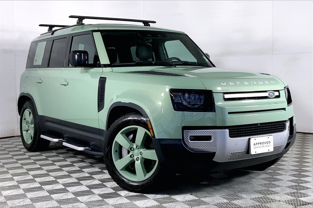 2023 Land Rover Defender 110 photo 11