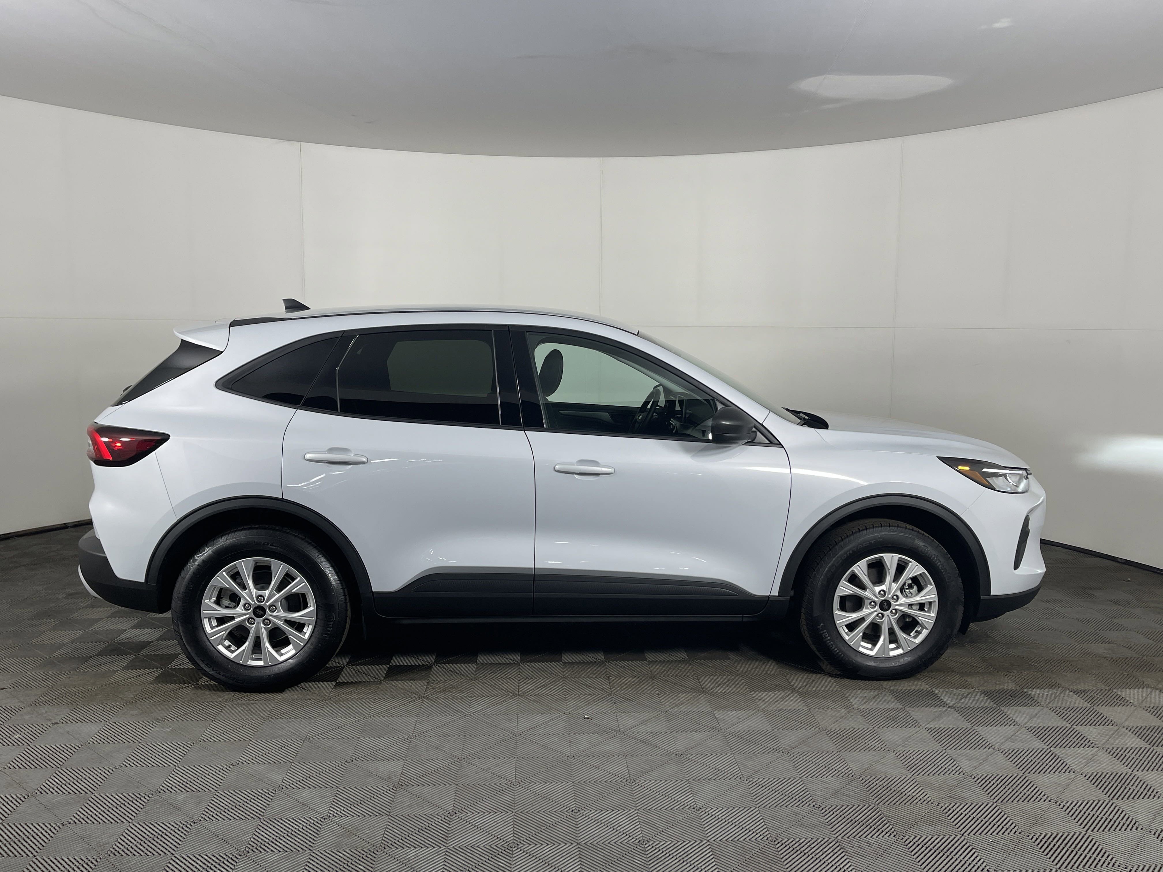 2025 Ford Escape Active photo 4