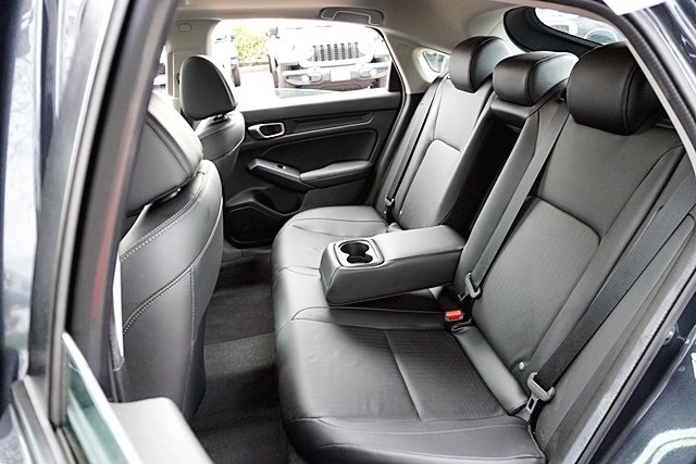 Used 2024 Gray Honda EX-L image 17