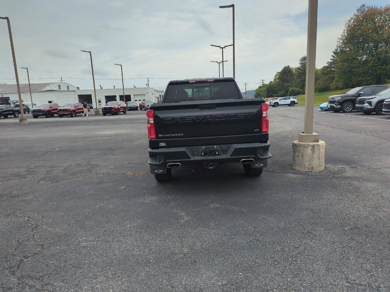 2020 Chevrolet Silverado 1500 LT Trail Boss photo 3