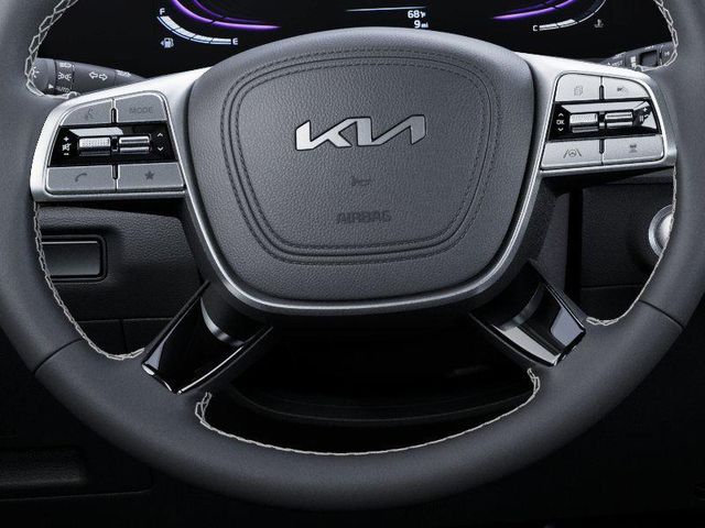 2025 Kia Telluride S photo 19