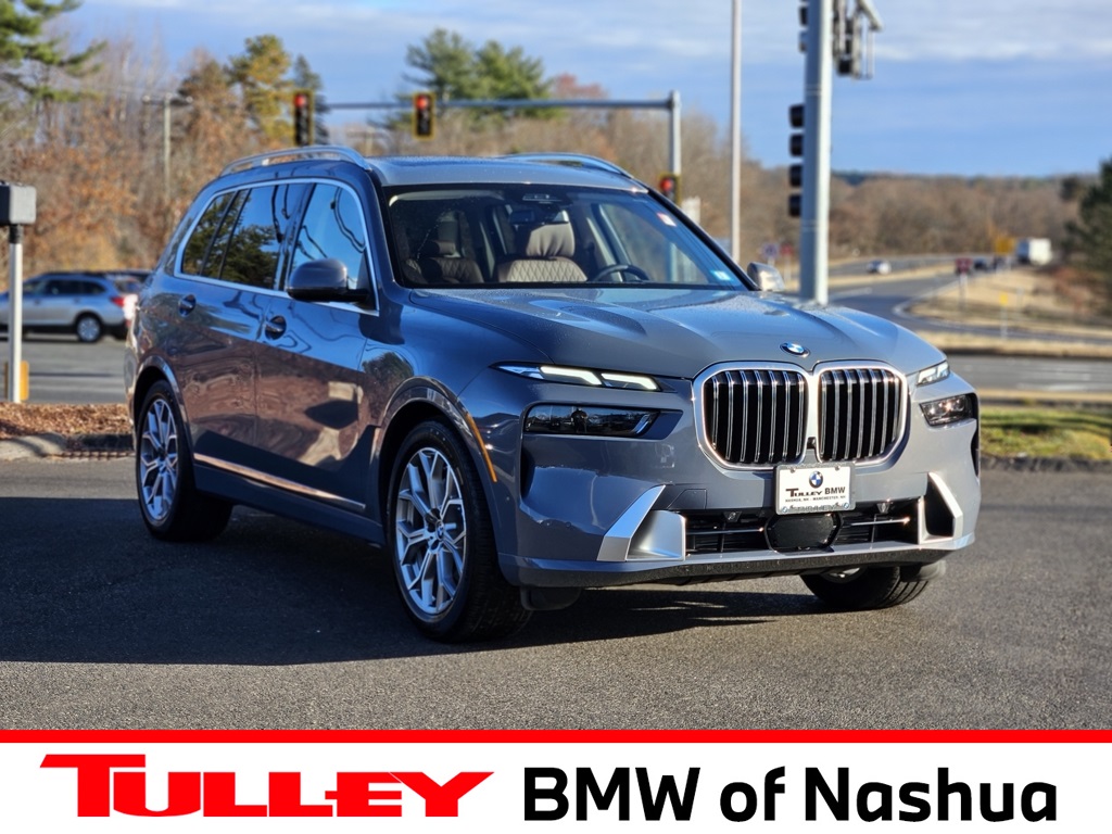 2026 BMW X7 40i's photo