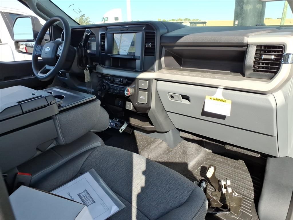 2026 FORD F-250 - Image 33