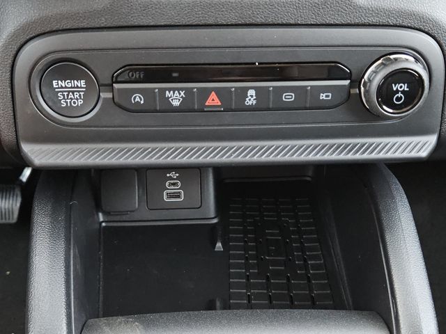 2025 Ford Bronco Sport Outer Banks photo 11