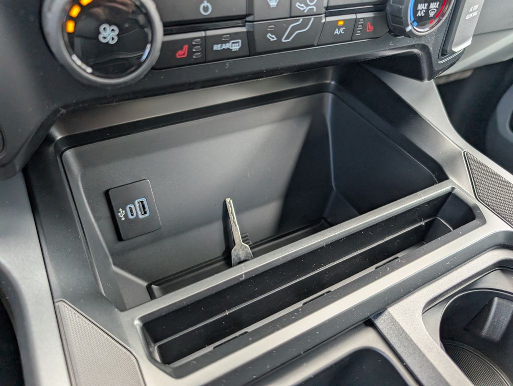 2026 Ford F-250 XLT photo 13