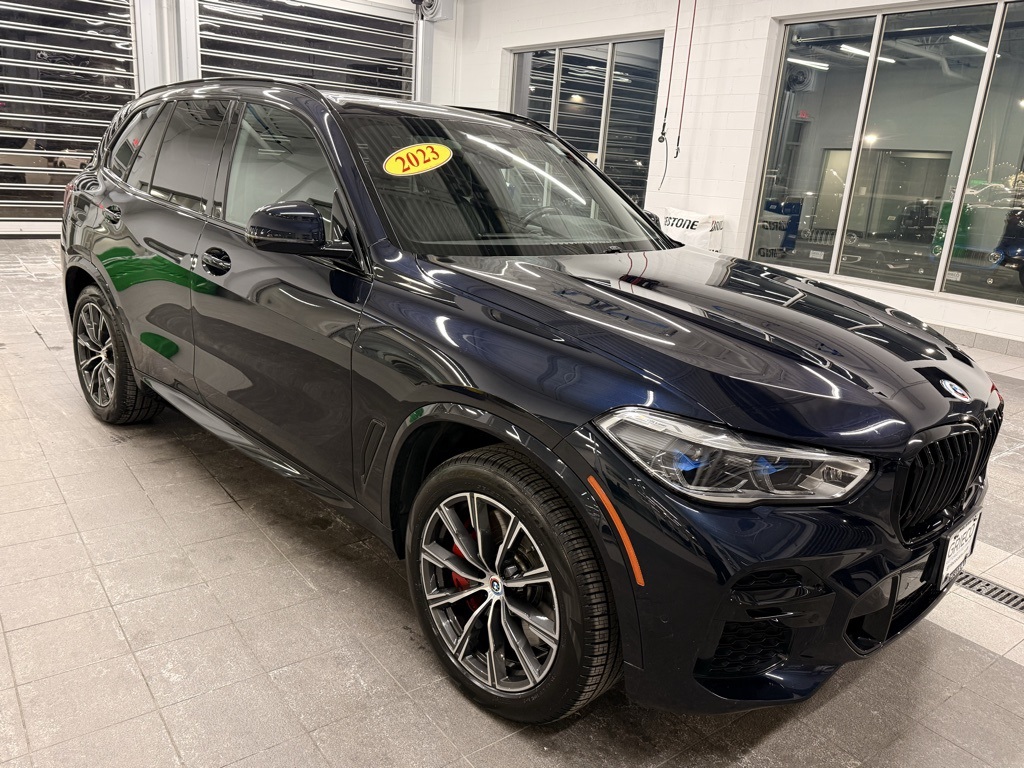 2023 BMW X5 M50i's photo