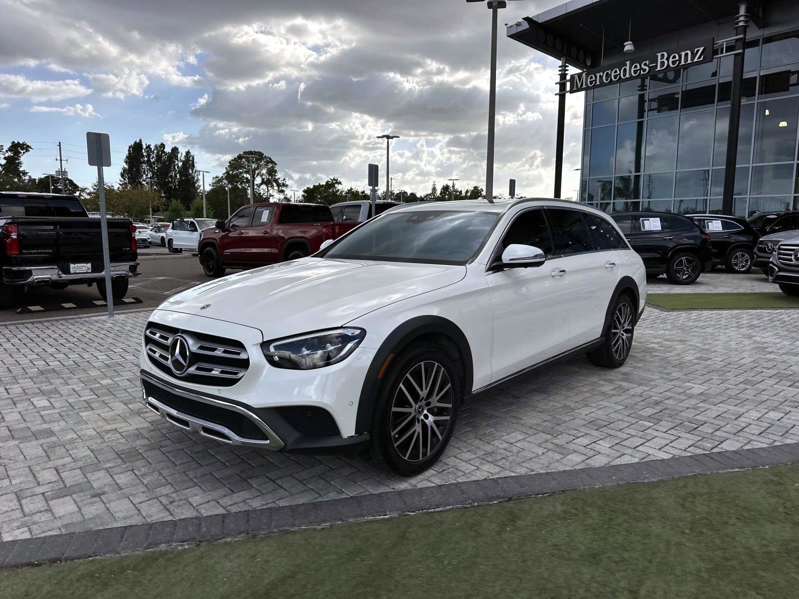 2022 Mercedes Benz E 450 4MATIC All-Terrain photo 3