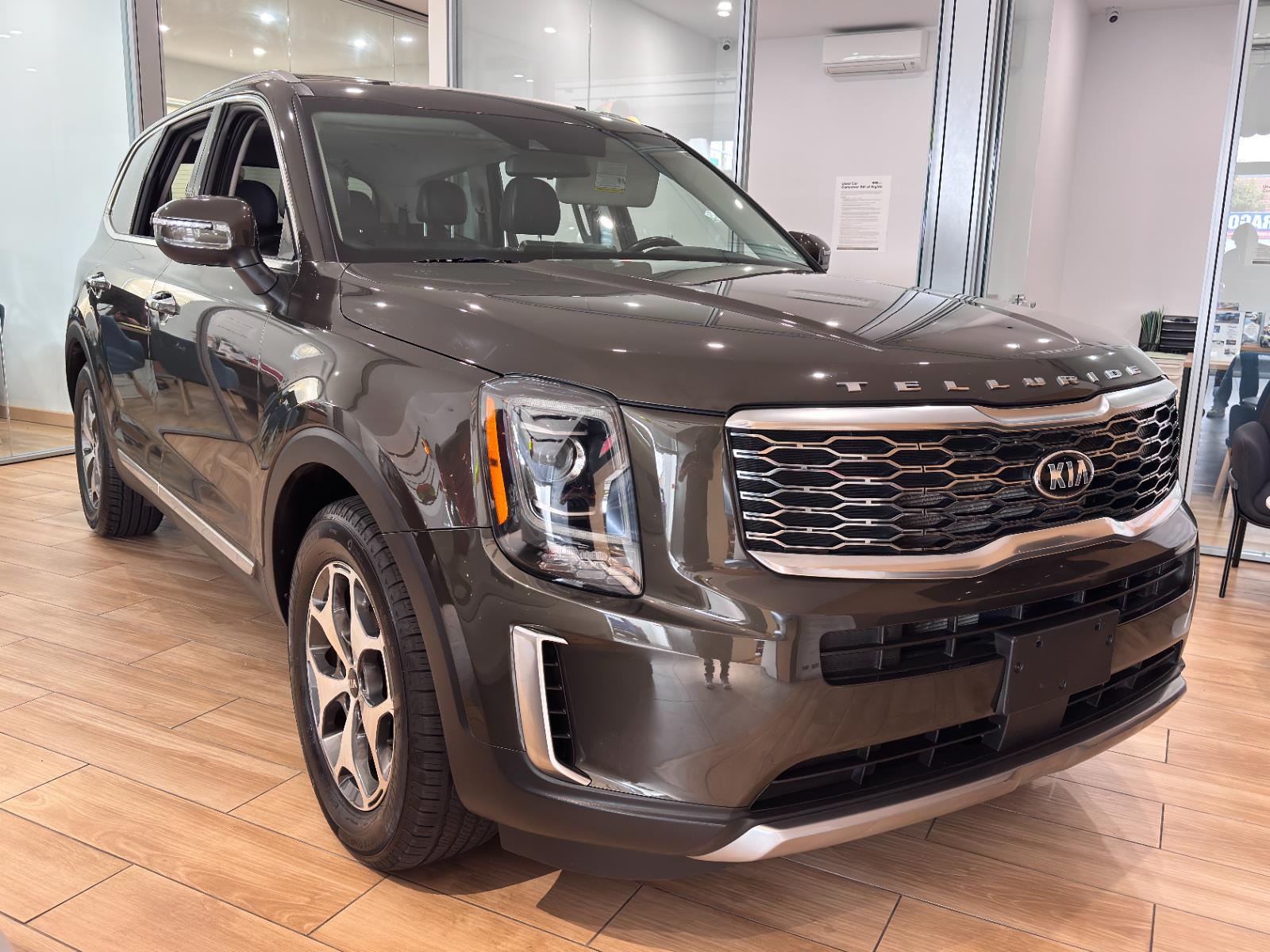 2020 Kia Telluride S photo 3