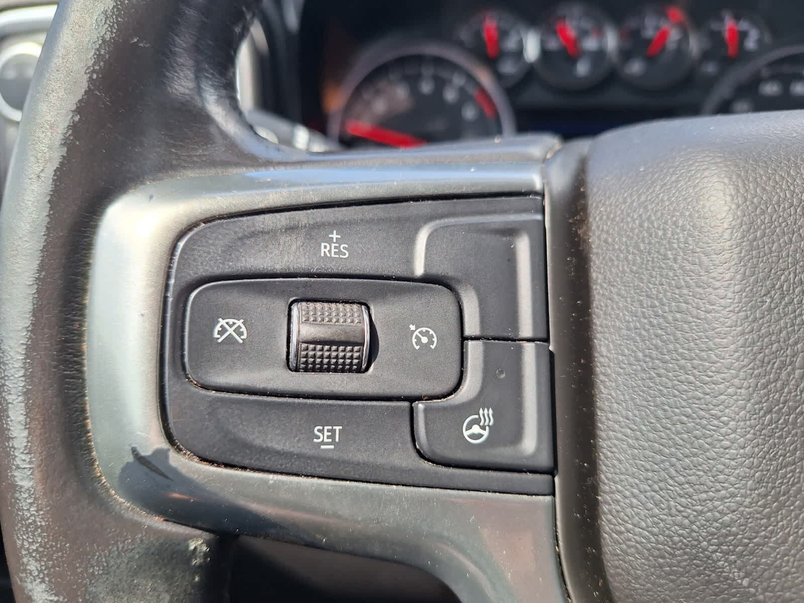 2020 Chevrolet Silverado 1500 RST photo 13