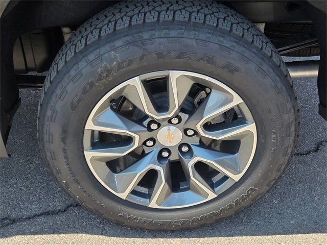 2026 Chevrolet Silverado 1500 LT photo 5