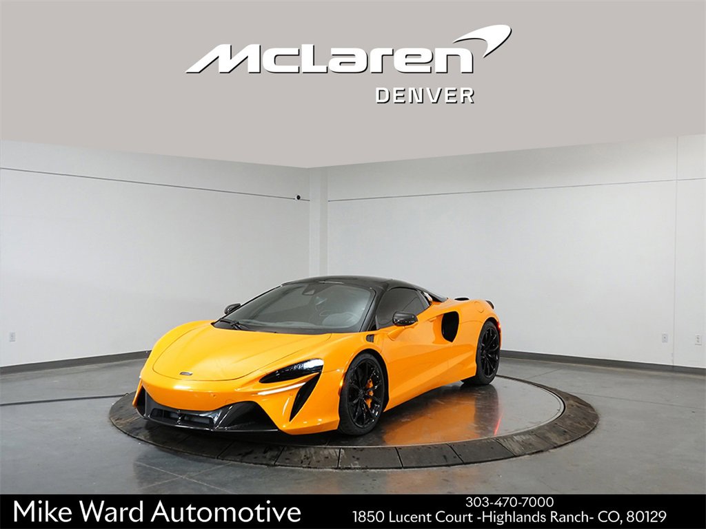 2025 McLaren Artura