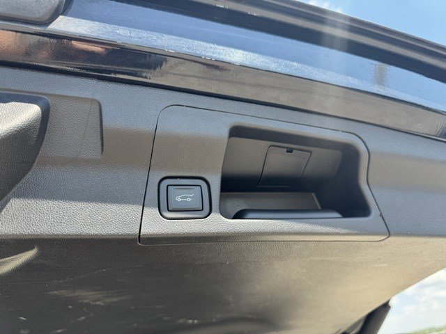 2023 Gmc Acadia AT4 photo 25