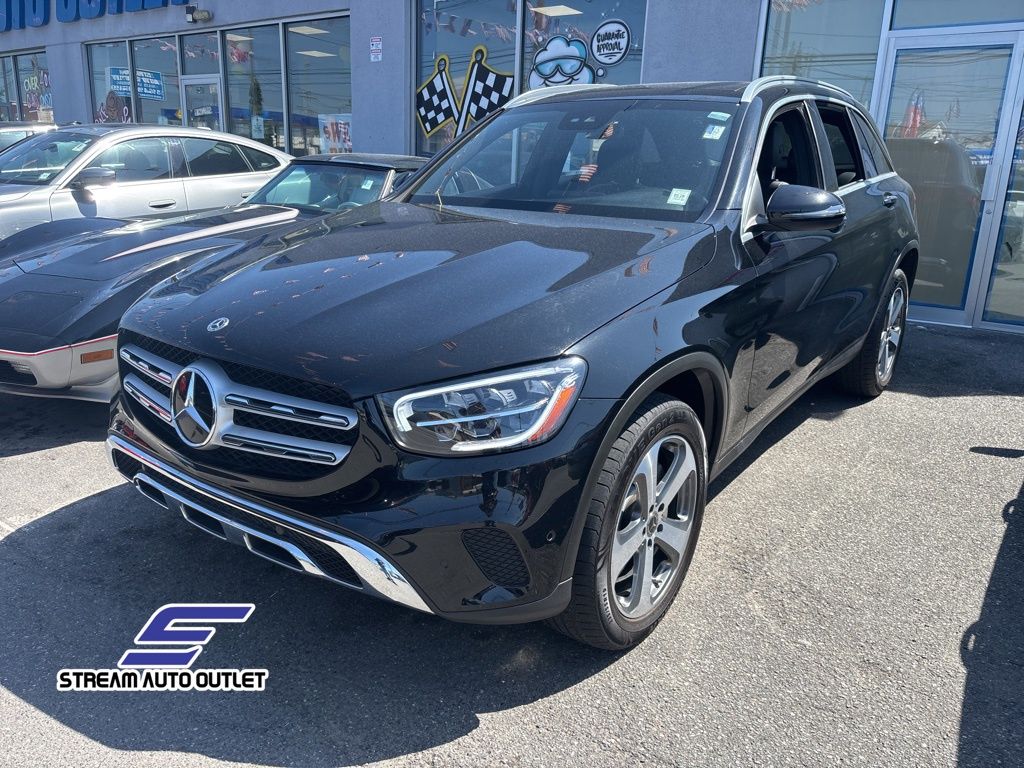 2022 Mercedes Benz GLC 300 4MATIC photo 3