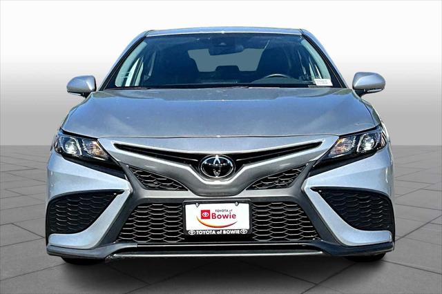 2023 Toyota Camry SE photo 3
