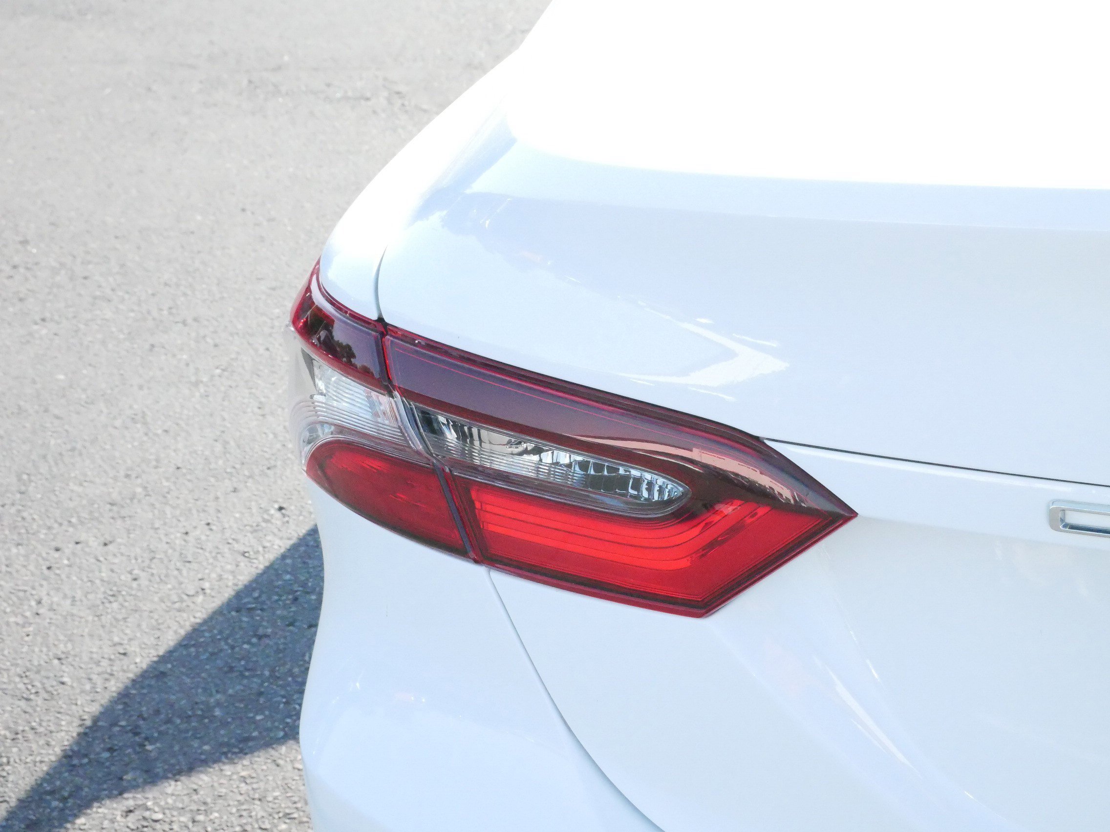 2022 Toyota Camry LE photo 17