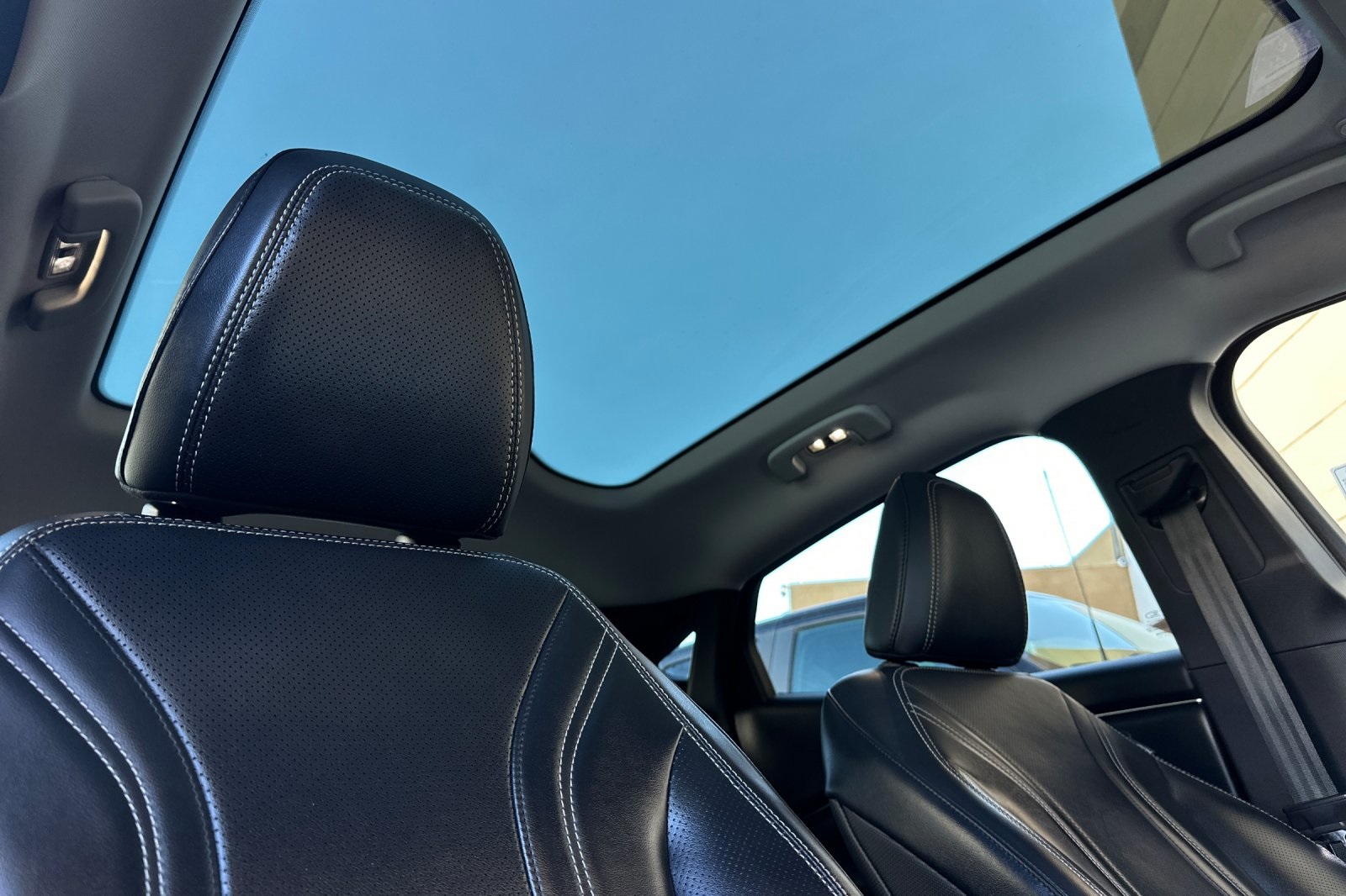 2021 Ford Mustang Mach-E Premium photo 15