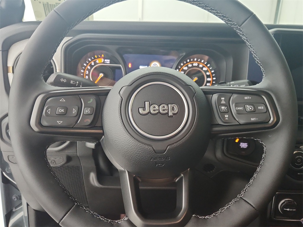 2025 Jeep Wrangler Willys photo 20