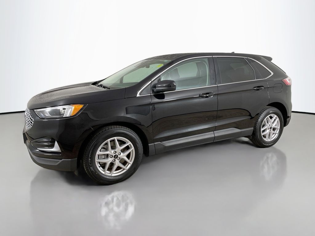 2023 Ford Edge SEL photo 4