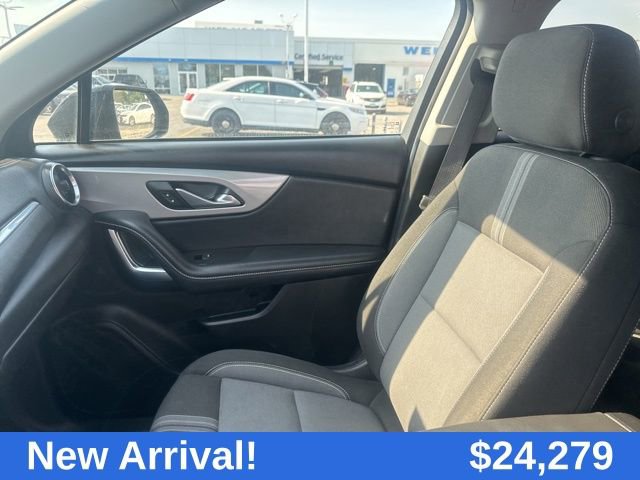 2023 Chevrolet Blazer 2LT photo 32