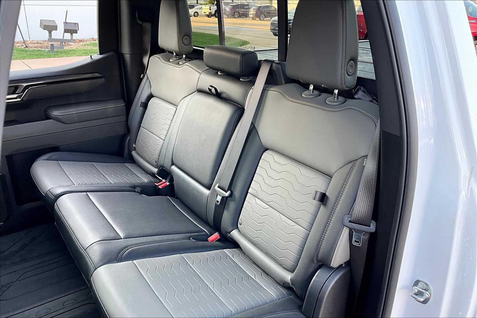 2024 Chevrolet Silverado 1500 ZR2 photo 18