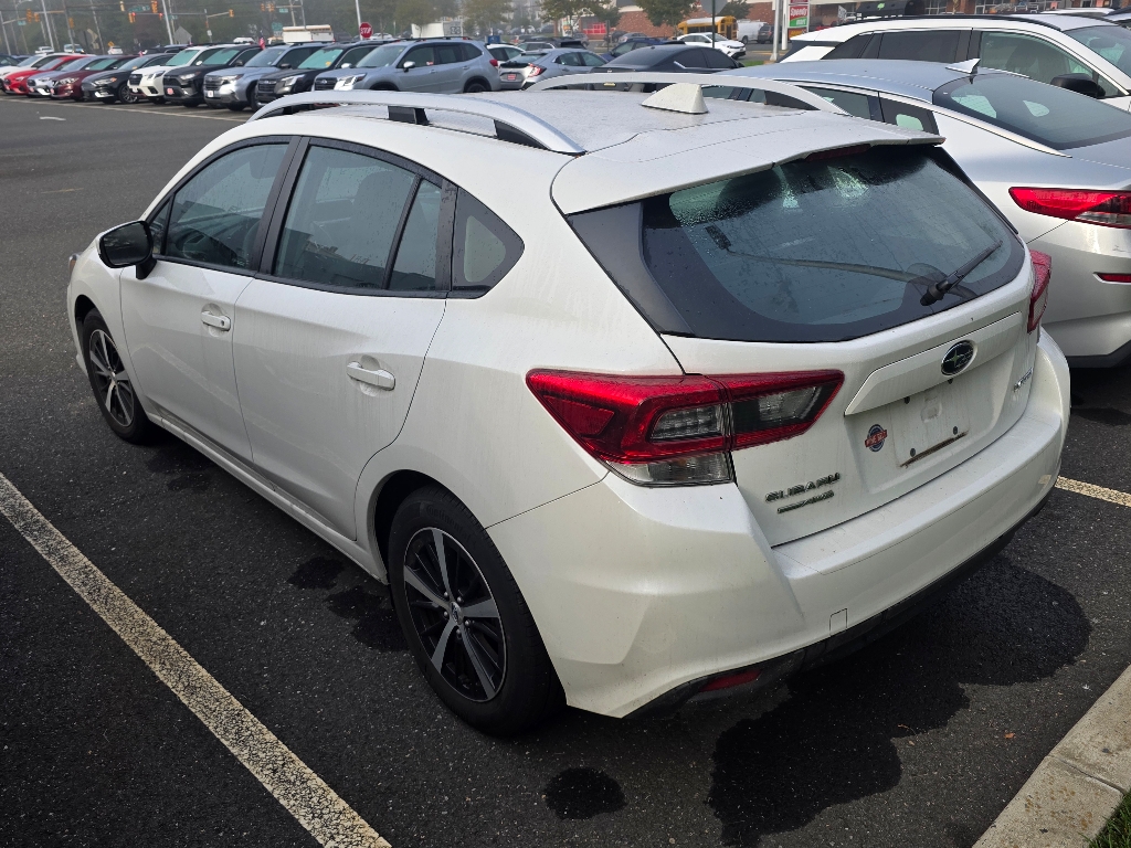 2023 Subaru Impreza Premium photo 4
