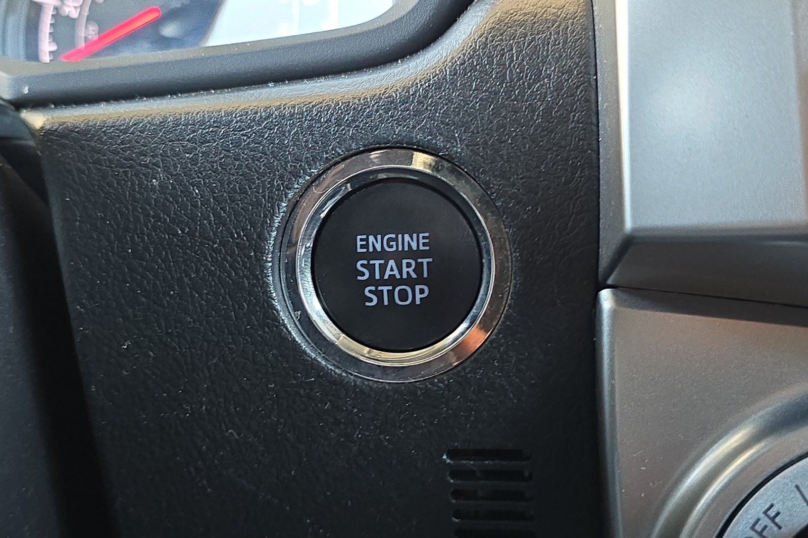 2022 Toyota 4Runner SR5 photo 21