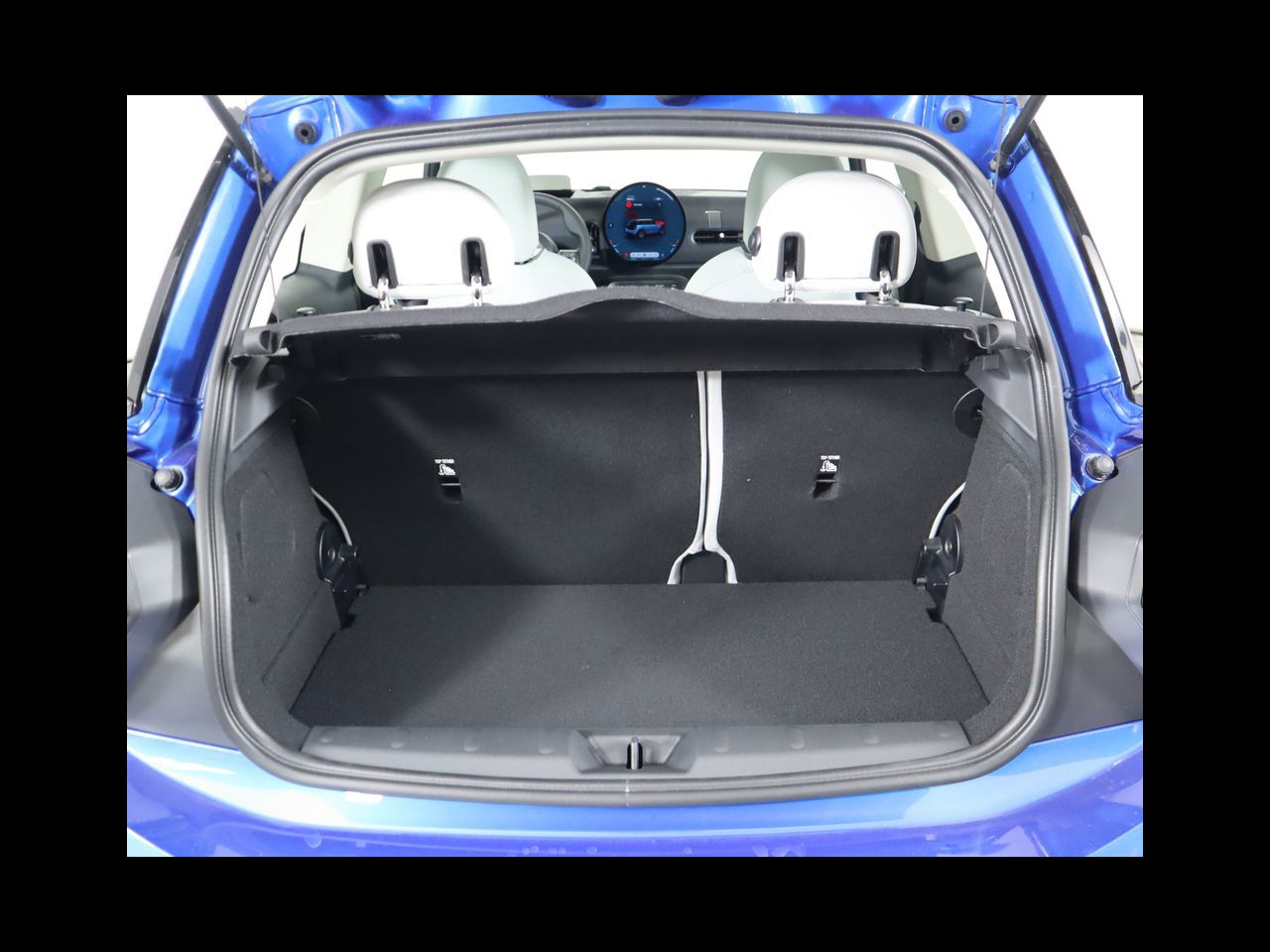 2025 Mini Cooper 2 Door Hardtop Signature photo 25