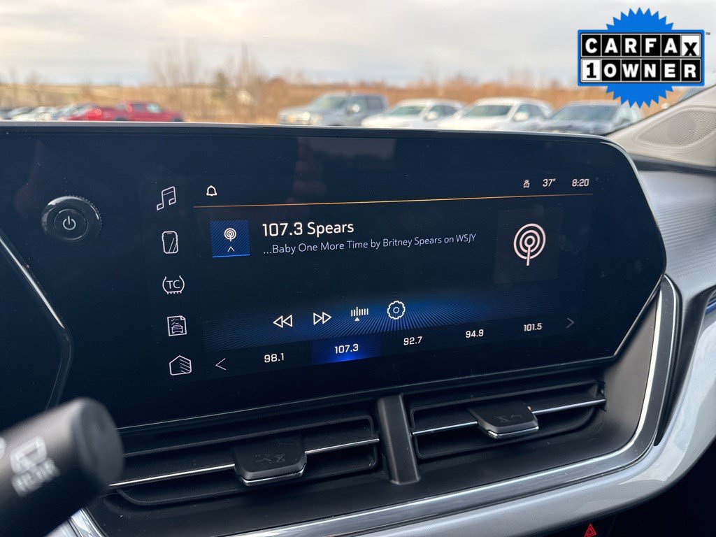 2024 Chevrolet Trax LT photo 17